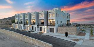 2bed/2.5bath Modern Townhomes! Gallery 224