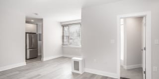 Sedgwick Gardens Gallery 13