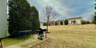 3329 Bromley Lane Gallery 24