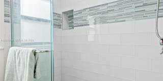 1305 SE 1st St Gallery 10