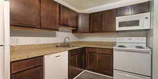 Waterford Square Gallery 9