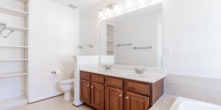 15675 WILLIAM BAYLISS Court Gallery 28