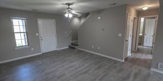 Large Duplex in Vanderveen Gallery 6