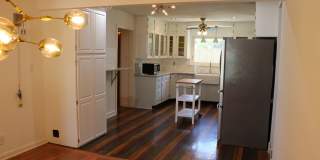 2-BEDROOM IN TERRELL HILLS Gallery 9