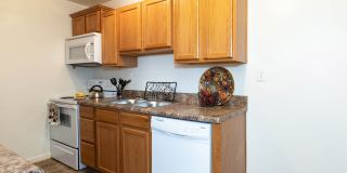 Newport Landing Apartments Gallery 11