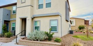 Newer Townhome Available NOW! Gallery 1