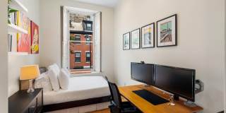 1714 SPRUCE Street Gallery 19