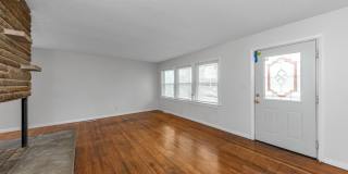 Coming Soon ...... Cozy 3 Bedroom Ranch Coming Soon ...... Cozy 3 Bedroom Ranch Gallery 4