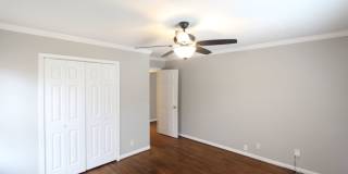 3 Bedroom, 1.5 Bath! New on the Market and Newly Renovated! Better Hurry!! Gallery 13