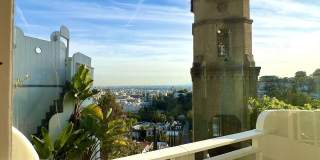 2185 BROADVIEW Ter unit: Lower Gallery 2