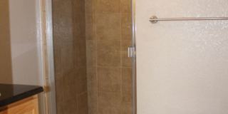 Stonegate Townhouse w/ 3 br/3 1/2 baths!! Gallery 22