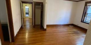 JP Two-Bedroom Quiet cul-de-sac off-Centre Gallery 1