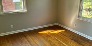 A quaint three bedroom one bath single family house in Lakewood Manor Subdivision Gallery 14