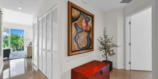 1900 SE 2nd St Gallery 18