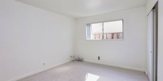 4BR/3BA Tri-Level Home with Yard & 2-Car Garage | Foster City | YouTube Tour Gallery 12