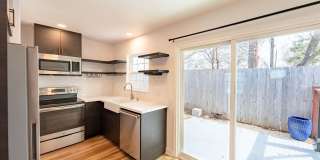 Charming 2-Bedroom, 1-Bathroom Retreat in North Austin!!! Gallery 9