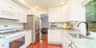 Meticulously Maintained 4 BR 2.5 BA Home in Burke, VA Gallery 9