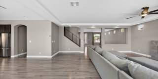 Beautifully upgraded 5-bedroom home with a pool! Gallery 13