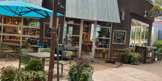 1215 Green Oaks Lane - B - 1 Gallery 18