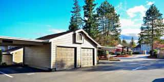 Bay Court at Harbour Pointe Gallery 16