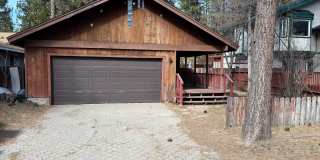 One level cabin with fenced backyard and garage Gallery 1