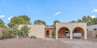 3534 North Palmer Drive Gallery 1
