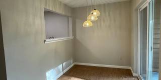 455 Newport Way Northwest Gallery 1