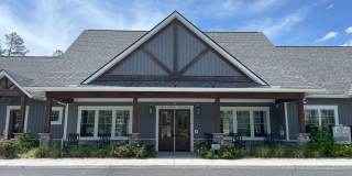 Wren | 3 Bed 2.5 Bath | Garage | 1729 sf | $2831 - $3114 | 8, 9, 10, 12, 14, and 15 month lease terms Gallery 25