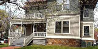 264 Bowen Street Gallery 1