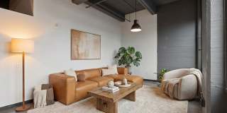 1627 on the Strip Gallery 4