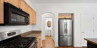 Gorgeous 4 Bedroom Home with Pool, Spa, and Abundant Space in Gated Community Gallery 10