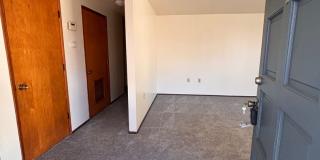 Water & Sewer Paid- 3 Bedroom 1 Bath Duplex Gallery 4