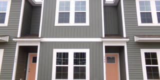 Move-In Special: Receive $100 off your first month’s rent! Welcome to Jacks Branch Townhomes – Contemporary Living in the Heart of Hubert, NC! Gallery 1