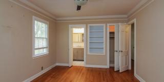 1207 Pine Avenue Gallery 42