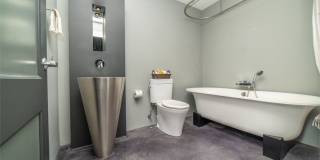 21 Furnace Street unit: 603 Gallery 6