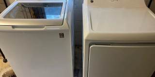 Lower 2 Bedroom Duplex Great Location! Gallery 18