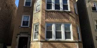 5530 N ARTESIAN Avenue Gallery 1