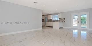5770 NE 18th Ave Gallery 5