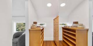 47 Beideman St Gallery 33