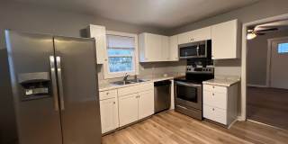 3 Bed, 2 Bath House in Clarksville!! Gallery 21