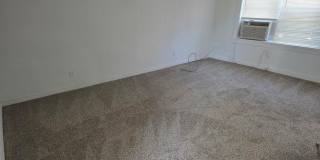 1008 Kavanaugh Boulevard Gallery 1