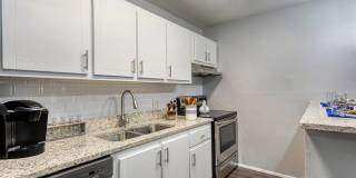 Sherwood Oaks Gallery 4