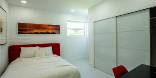 31 SW 6th St Gallery 14