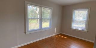 3 Bed 2 Bath Cottage in Midtown! Gallery 18