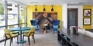 Flats at 703 Gallery 11