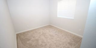 Brand new 3bdr 3bath duplex walking distance to Downtown Colorado Springs Gallery 19