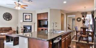 Stunning (Formal Model) 3/3 w/Huge Loft!  Please read entire ad before requesting a viewing!! Gallery 10