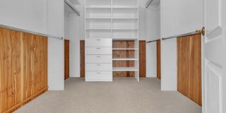 12 Bergamo Gallery 28