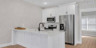 717 S Henderson Street Gallery 4