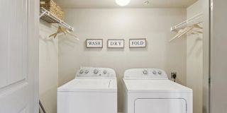 The Edge at Midtown Gallery 14